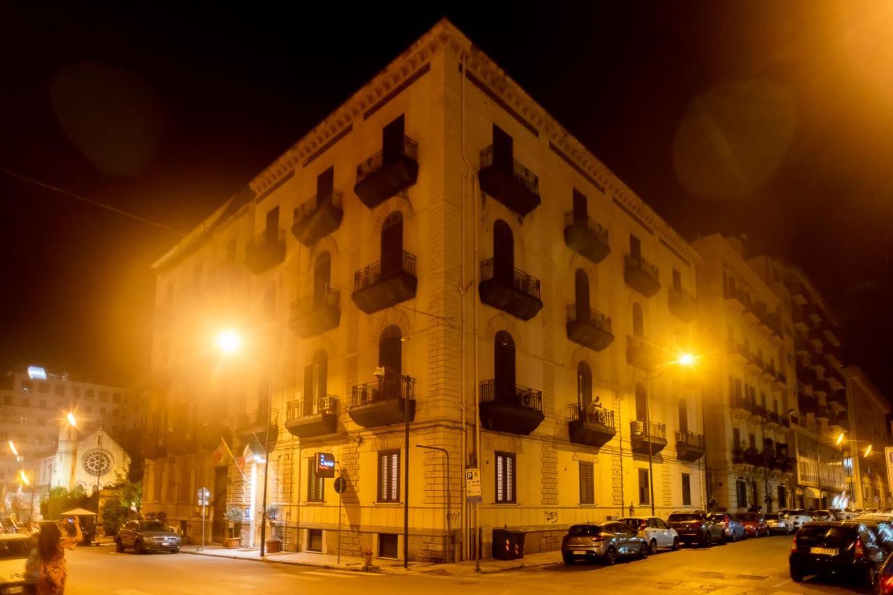 Hotel Tonic Palermo Exteriör bild
